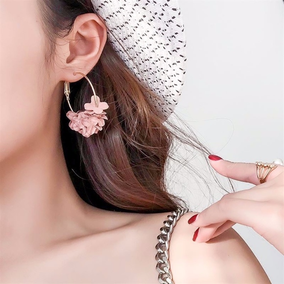 Flower Petal Dusty Rose Large Hoop Gold Earrings - Picture 2 of 8